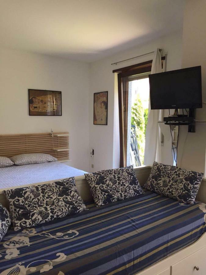 Casa Chiara Apartment Riva del Garda Bagian luar foto